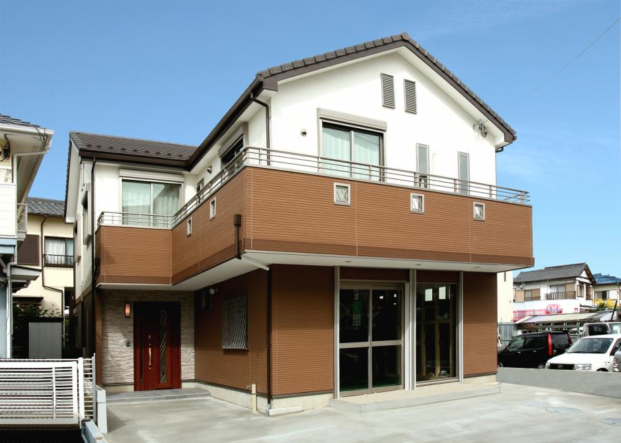 東郷町Ｉ様邸ガラス店兼住居