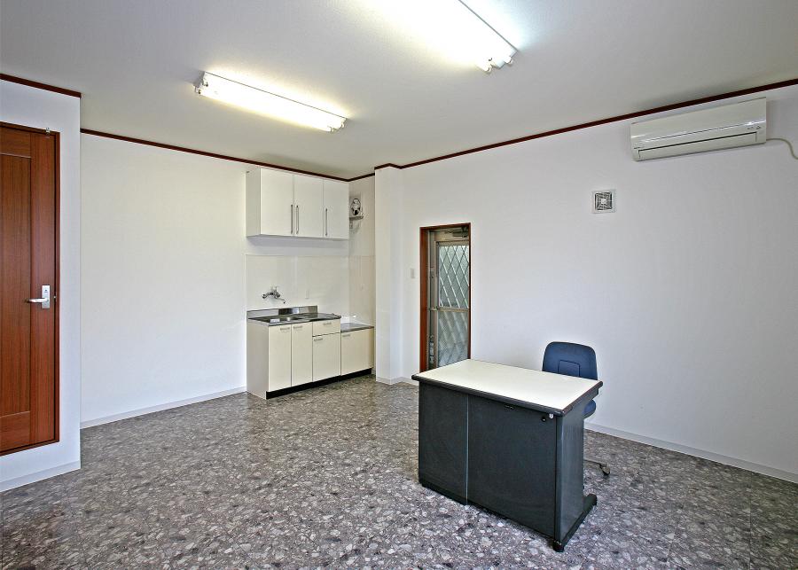 東郷町Ｉ様邸ガラス店兼住居