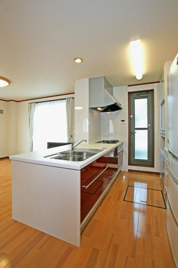 東郷町Ｉ様邸ガラス店兼住居